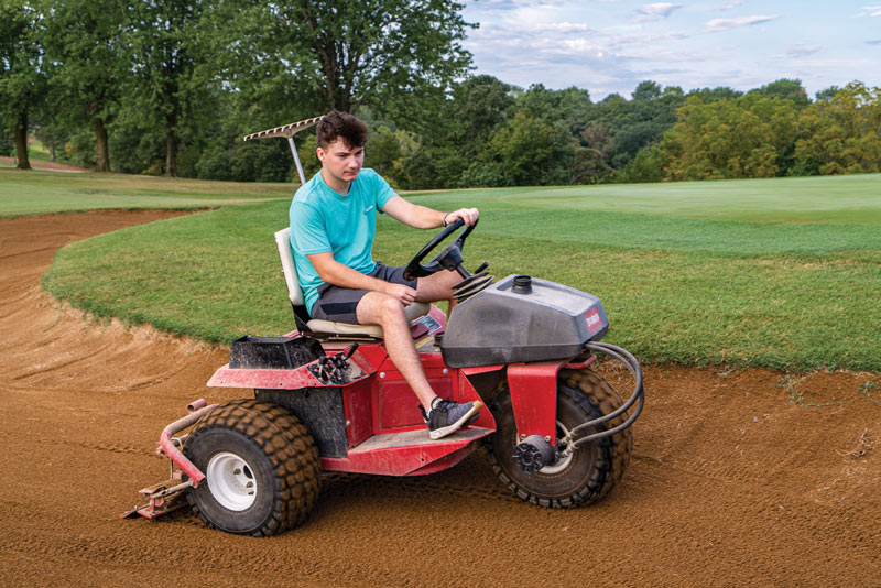 Turf schools: Small colleges, great heights Turf school