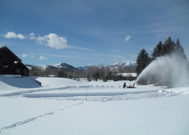Winter golf course maintenance: Keeping the green at 20 below Golf course snow removal