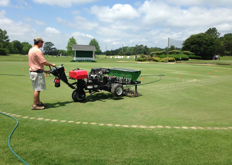 Turfgrass cultivation methods: A roster Dryject machine