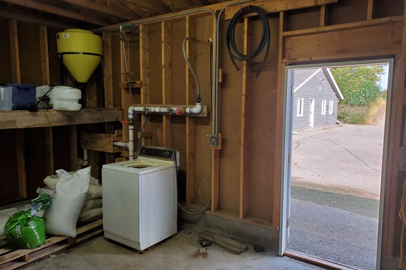 Turf hack: DIY fertilizer mixing setup Golf course fertilizer mixer