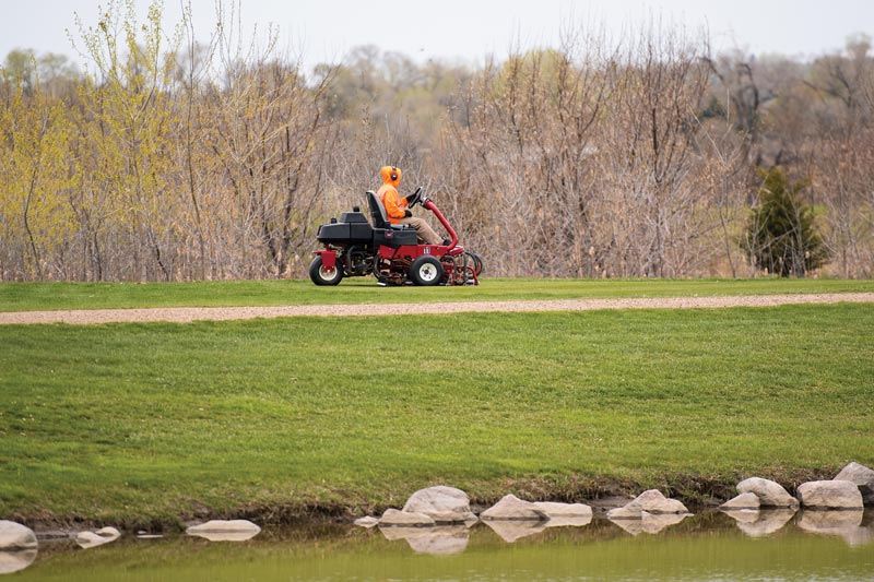 Unlocked potential: Inmates in golf course maintenance Inmate golf course