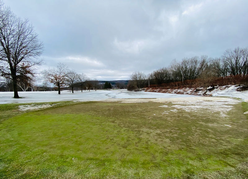 Iced in at En-Joie Golf Club Golf course ice